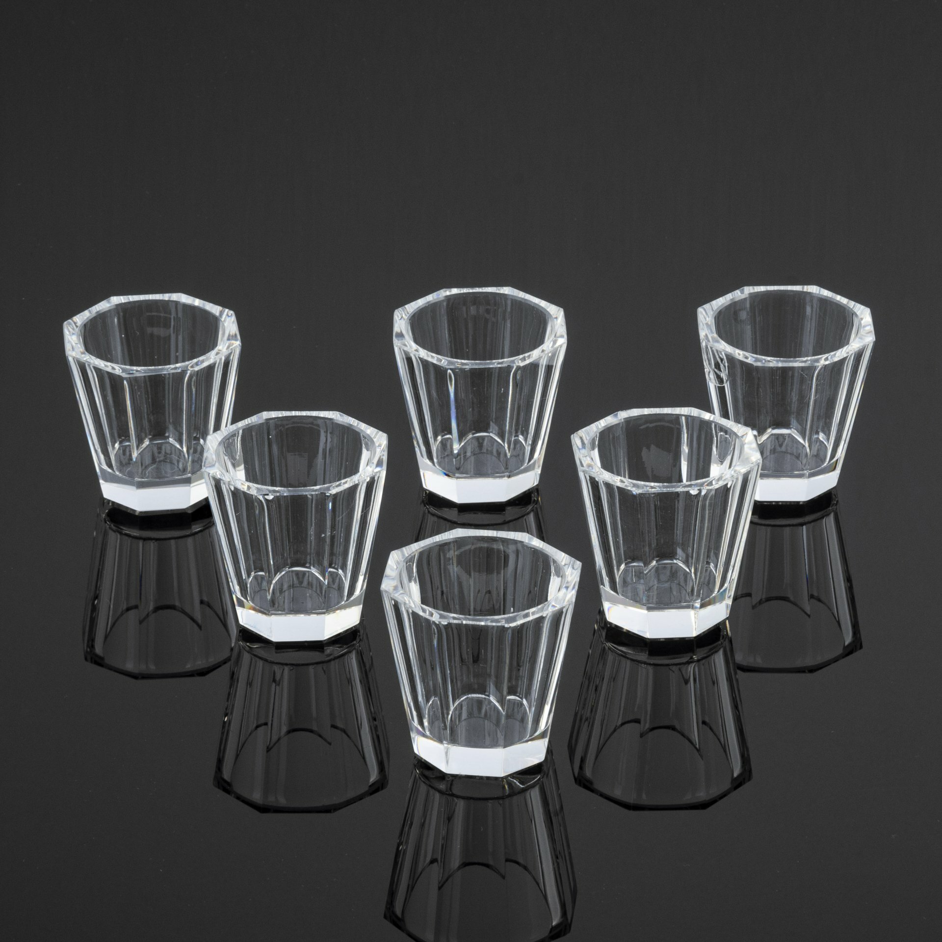 фото Набор из 6 стопок "Крепыш", автор Б. А. Смирнов, хрусталь, Ленинградский завод художественного стекла (лзхс), СССР, 1950-1960 гг.