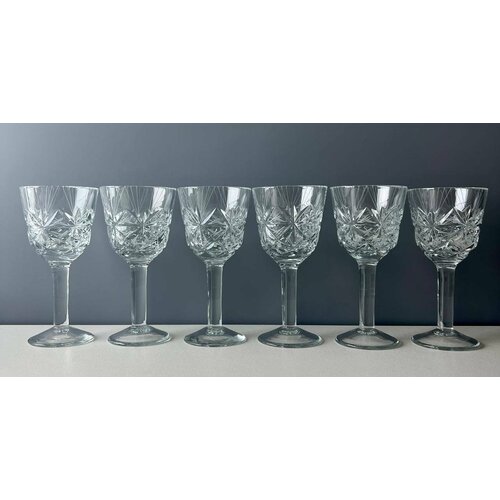 Набор винтажных рюмок 