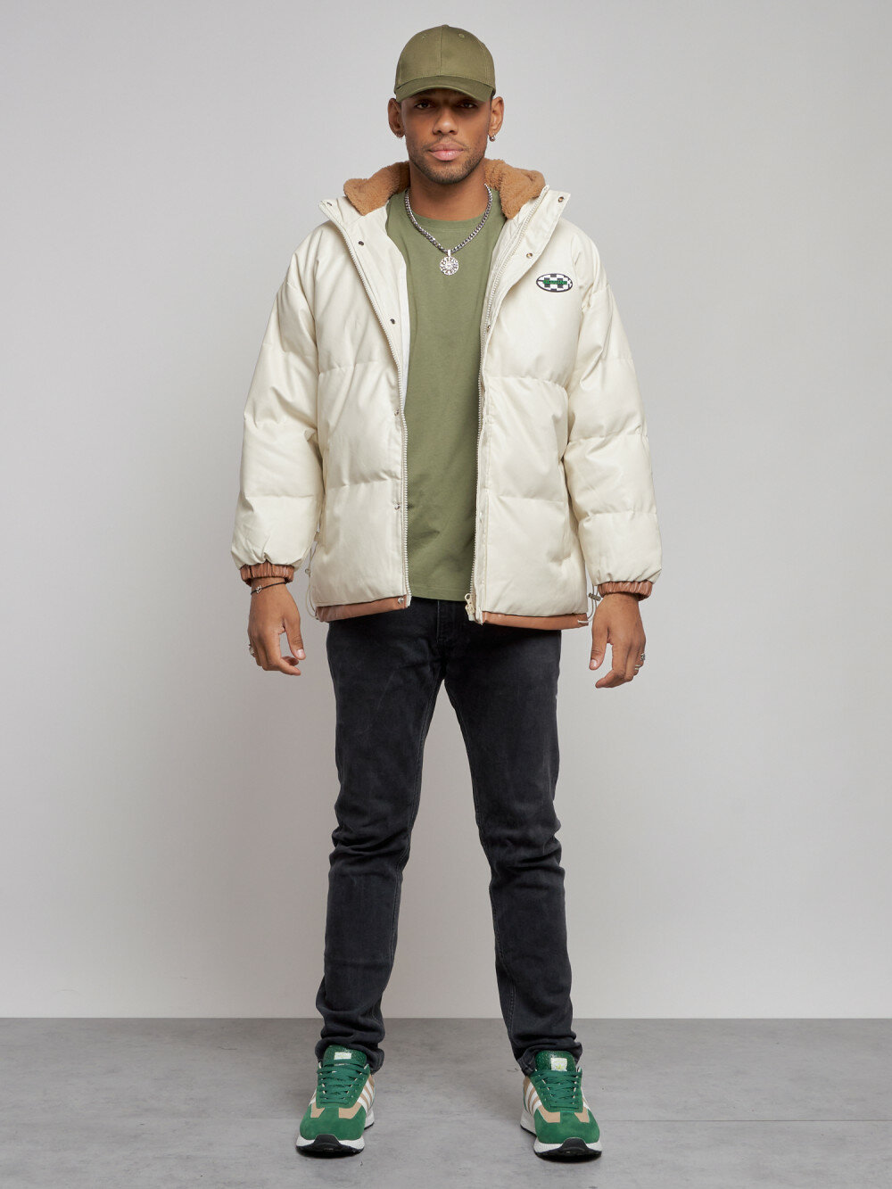 фото Куртка из экокожи мужская с плюшевым капюшон 28132