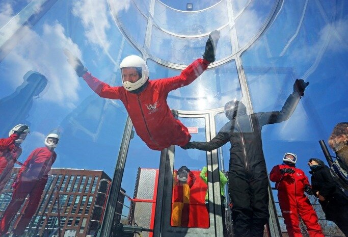 Подарочный сертификат «Полёт в аэротрубе I-Fly» (3 минуты 1 взрослый)