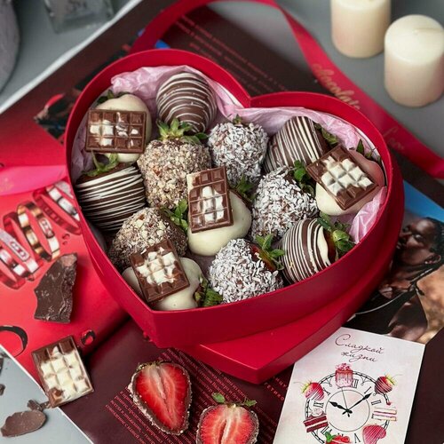 Изображение товара Подарочный набор для женщин 1087. Клубника в шоколаде Сердце