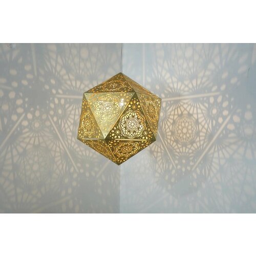 Металлический теневой светильник напольный настольный резной с проекцией на стены потолок сталь большой размер 38 см Золотой 10