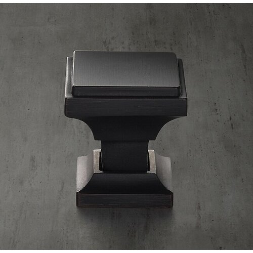 Ручка-кнопка Restoration Hardware Dillon Dillon L32 Bronze 24120241 BRNZ 3920₽