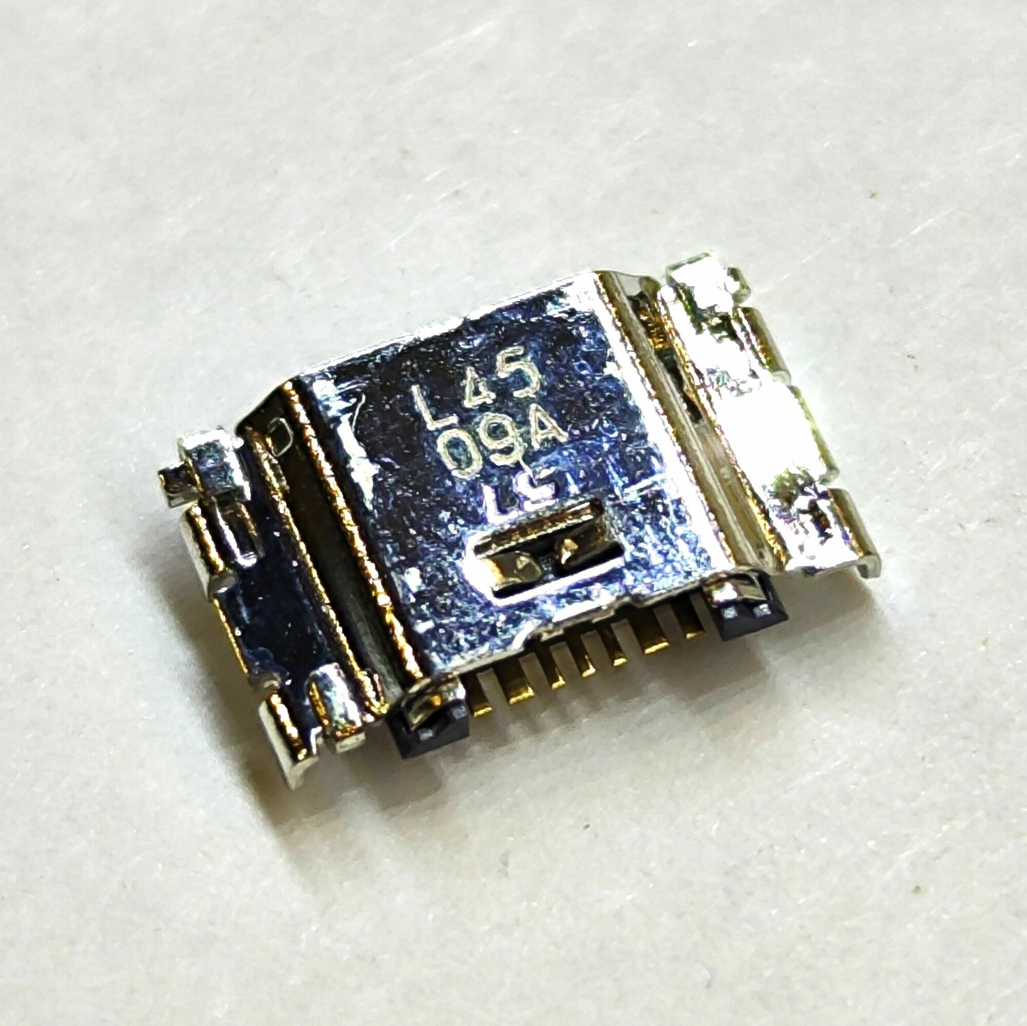 Разъём для зарядки гнездо заряда micro usb для телефона Samsung j100f J250F J320F J400F j415F j330 j530 j600 J610F j810 G570F a600 a605 t355