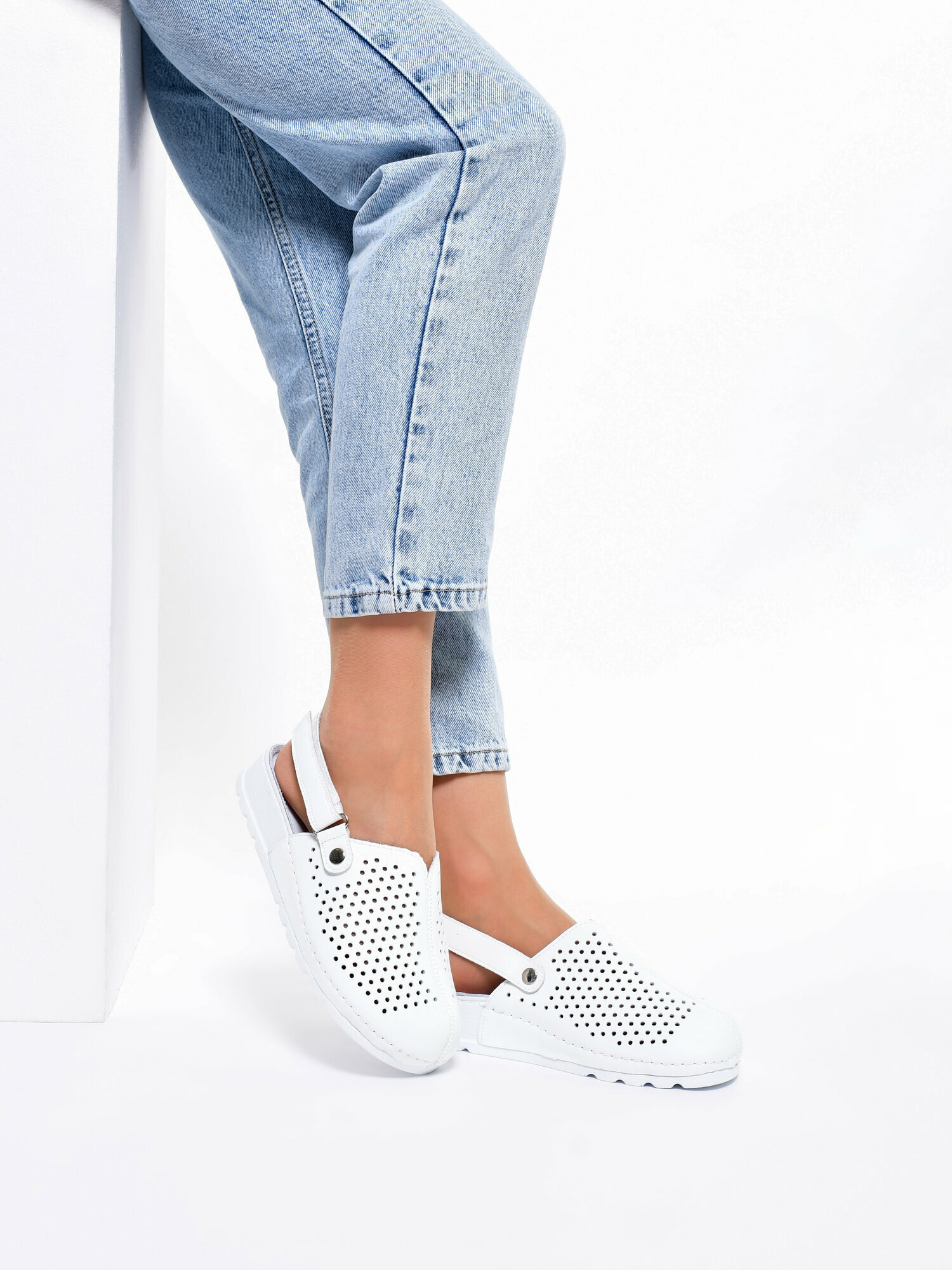 Сандалии Belwest женские, размер 39, белый