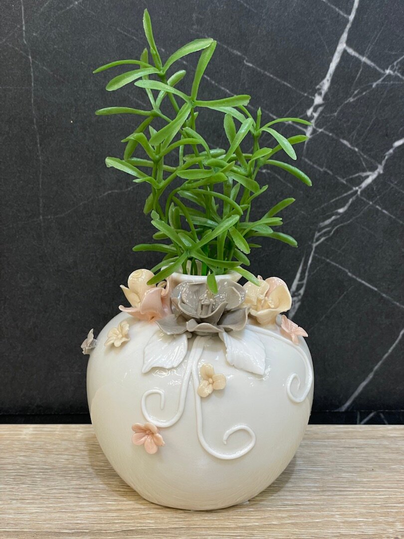 Ваза Casaentera CE02-785321 фарфор белый 105х100х100h