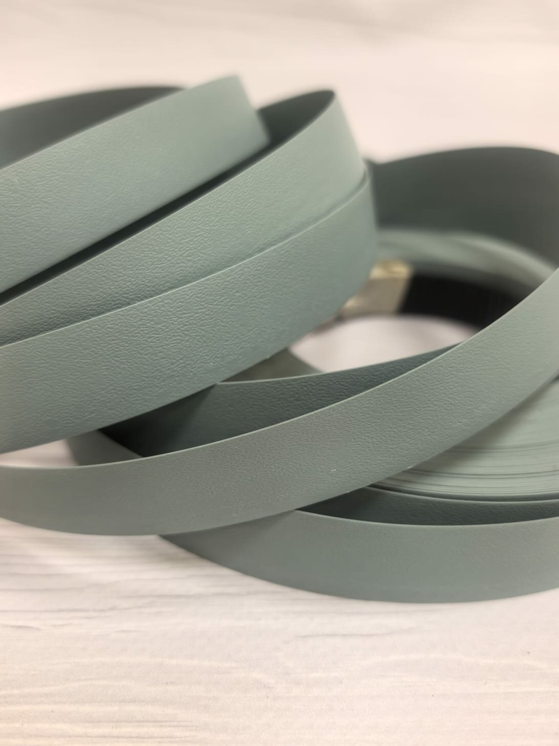 Кромка мебельная ПВХ с клеем 04*19мм намотка 5 м цвет муссон