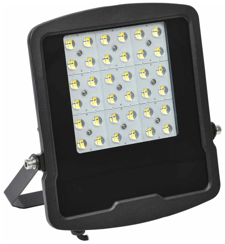 Прожектор LED СДО 08-100 PRO 40х90град 5000К IP65 черный IEK LPDO8-01-100-40-90-50-K02 (1 шт.)