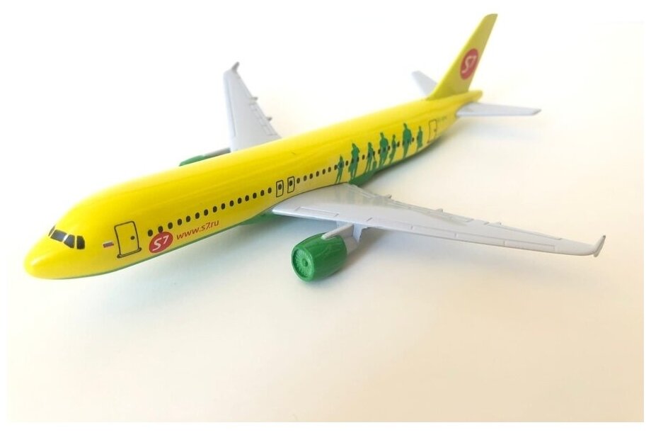 Металлическая модель самолета Airbus A320