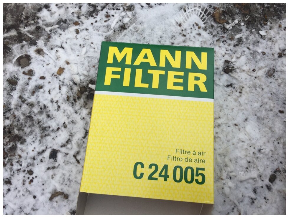 MANN C24005 фильтр воздушный TOYOTACOROLLA