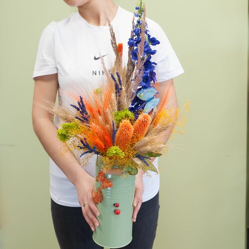 Композиция из сухоцветов 