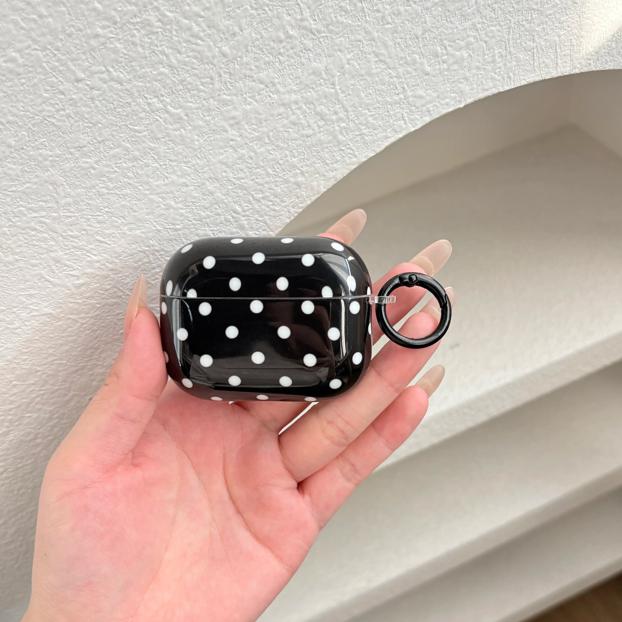 Чехол для наушников Simply Color Collision Black White Wave Point For AirPods Pro 3, Черный, black