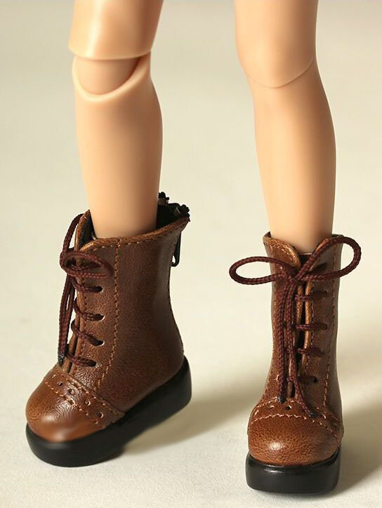 Iplehouse Boots IHS_SS011(Сапожки на шнуровке коричневые для кукол Иплхаус 26 см, 35 см)