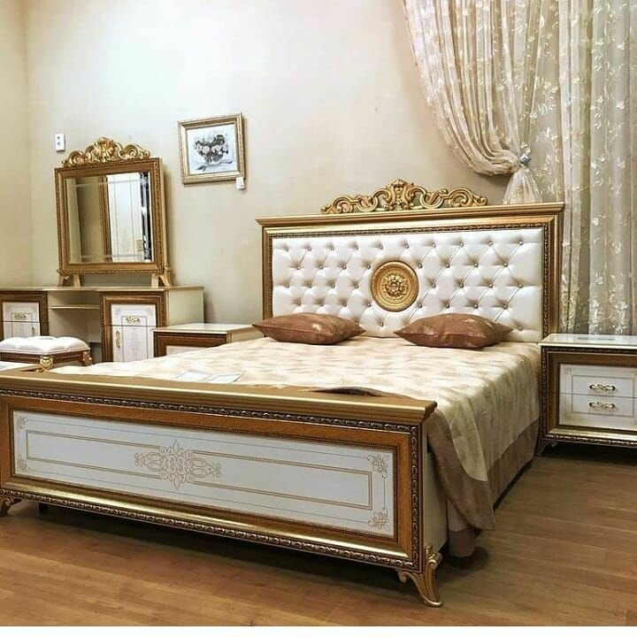 Спальный гарнитур Мэри Версаль слоновая кость (кровать 160х200, шкаф 4дв, тумбочки 2шт, кроватное основание, комод, зеркало) — фото 1