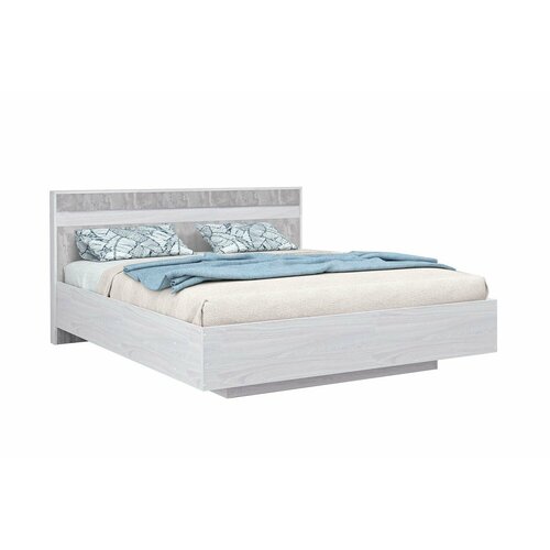 Кровать двухспальная парящая 