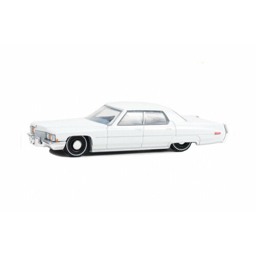 Cadillac sedan deville 1972 cotillion white