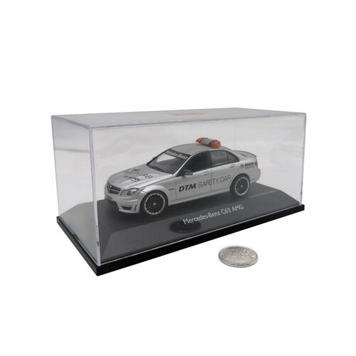 Модель автомобиля Schuco 450497800 Mercedes-Benz C63 AMG Coupe 1:43 модель гоночного автомобиля bburago 1 43 f1 amg mercedes benz w10 модель автомобиля из сплава с фотоэлементом