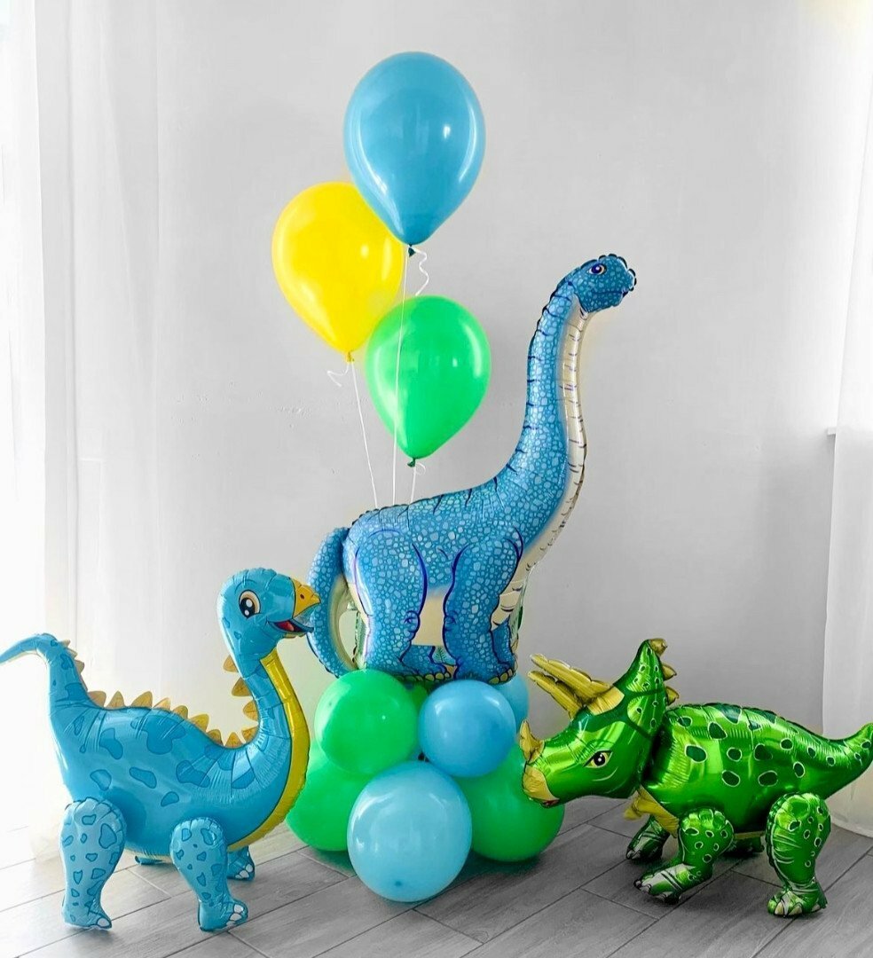 Композиция из шаров с фольгированными динозаврами