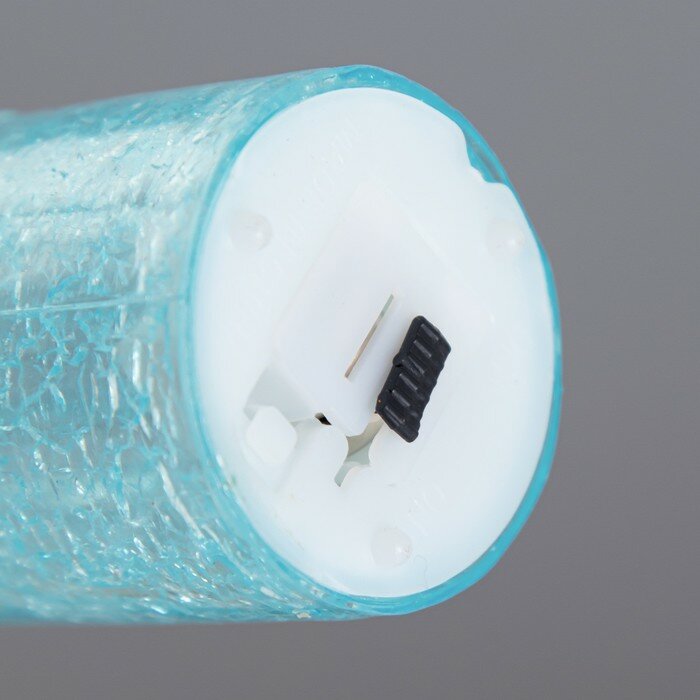 Ночник "Голубая свеча" LED 1Вт от батареек 3хLR44 голубой 5х5х16см - фотография № 5