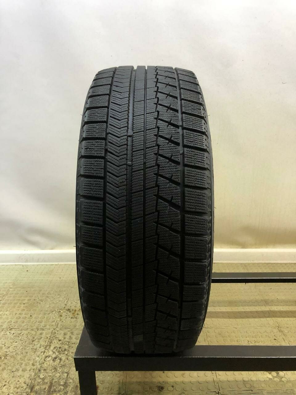 Bridgestone Blizzak VRX 225/55 R17 БУ Шины Зимние