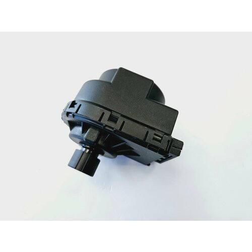 мотор 3 ходового клапана 220v широкий tiberis cube арт 516200038 d Мотор 3-ходового клапана (220V, широкий) GAZECO 18/24 (арт. 03-4022)