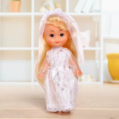 Кукла классическая Крошка Сью в платье, 17 см кукла классическая крошка сью в платье