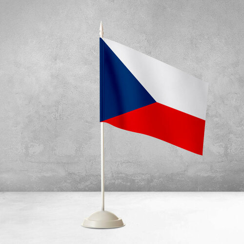 Настольный флаг Чехии на пластиковой белой подставке