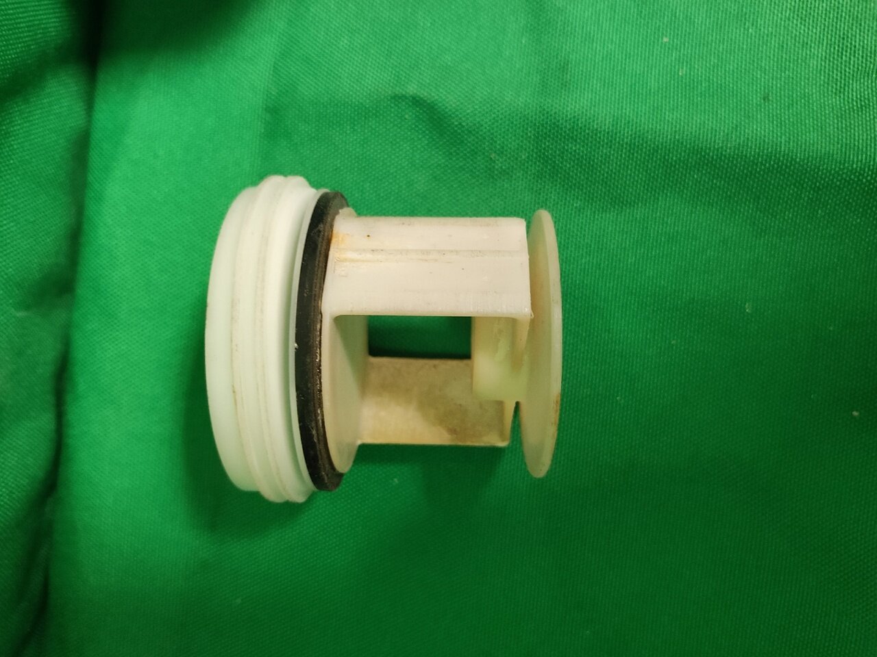 Сливной фильтр Bosch 172339 для стиральной машины