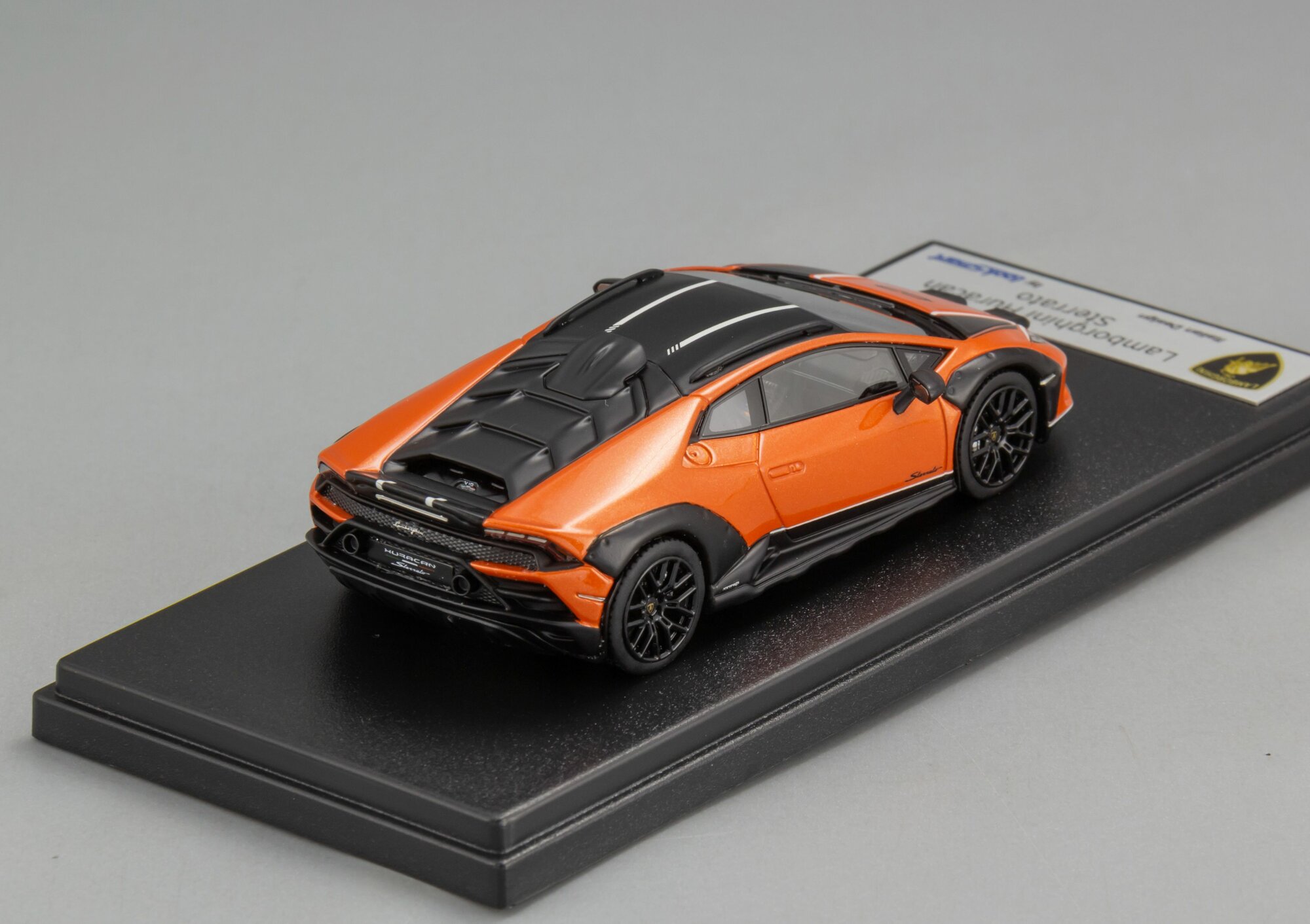 Масштабная модель Lamborghini Huracan Sterrato — фото 1