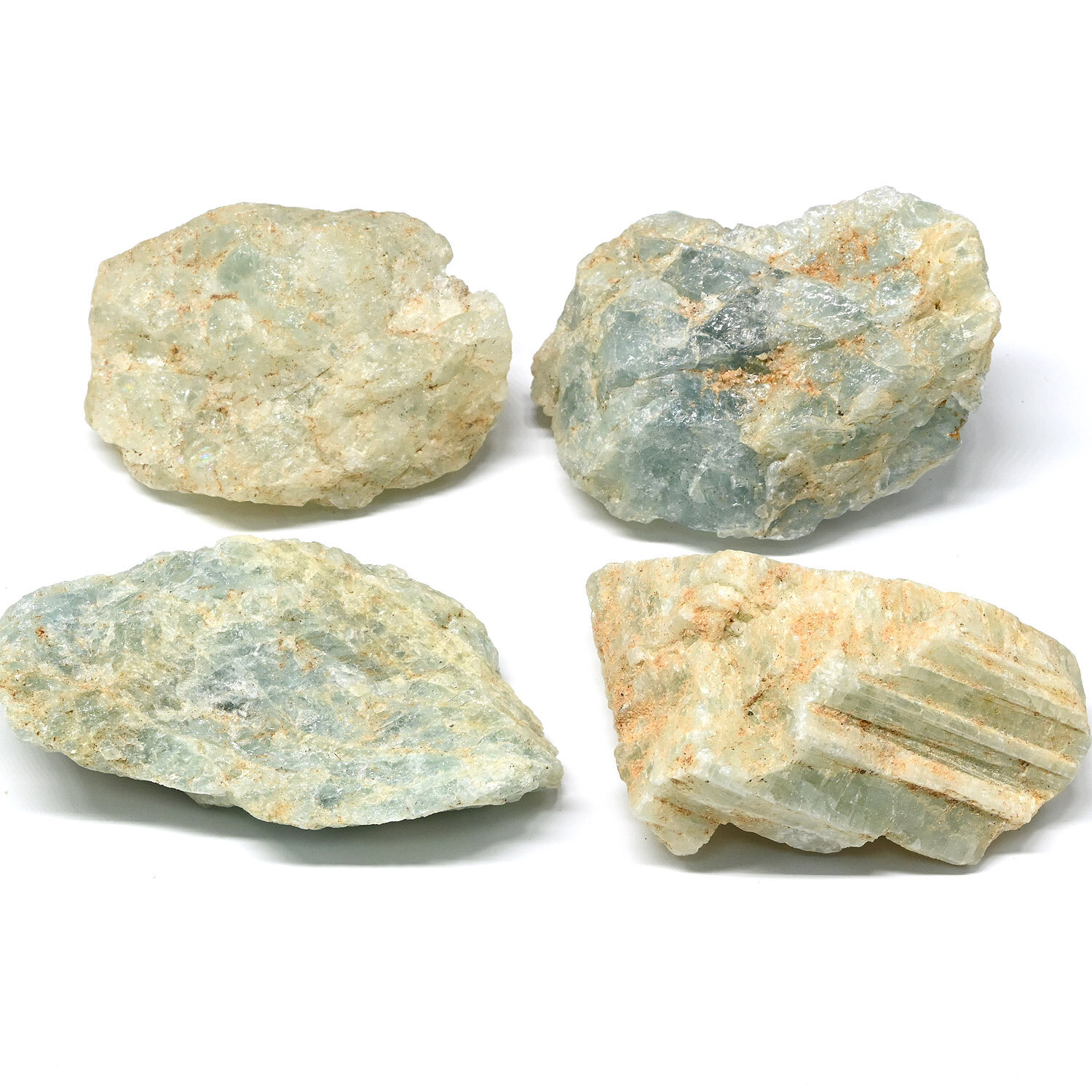 Камень аквамарин 50*47*27мм . — фото 1