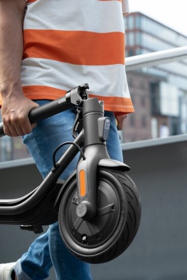 Электросамокат Segway Ninebot, складной, складной, максимальная нагрузка 120кг — фото 1