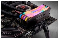 Оперативная память Corsair CMW64GX4M4A2666C16