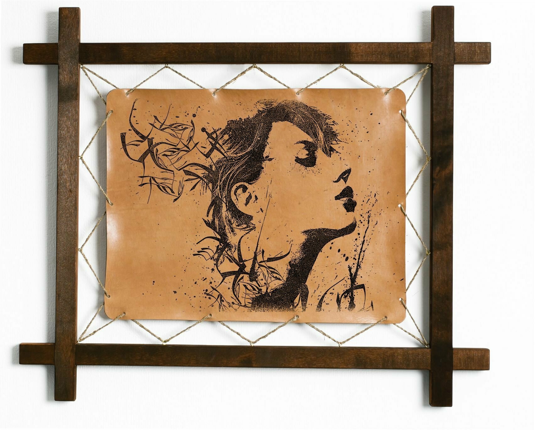 Картина "Девушка", интерьерная для украшения и декора на стену кухни гостиной детской комнаты спальни в деревянной рамке, подарок, натуральная кожа, BoomGift