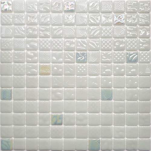 Мозаика Natural STP-WH003-L из глянцевого стекла размер 31.7х31.7 см чип 25x25 мм толщ. 5 мм площадь 0.1 м2 на сетке
