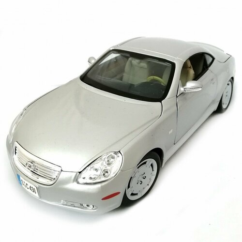 Lexus SC 430 1:18 коллекционная металлическая модель автомобиля Bburago 18-12017 silver