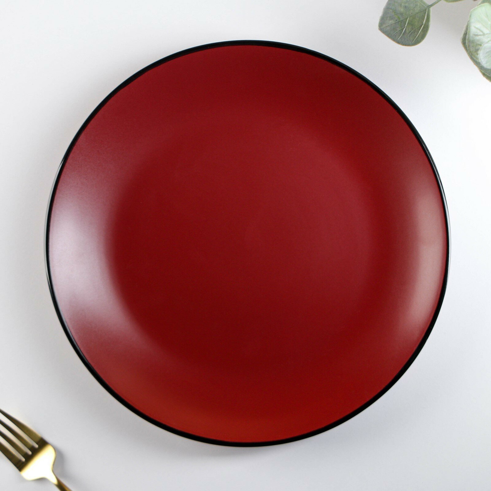 Тарелка керамическая обеденная «Ваниль», d=27 см, цвет бордовый