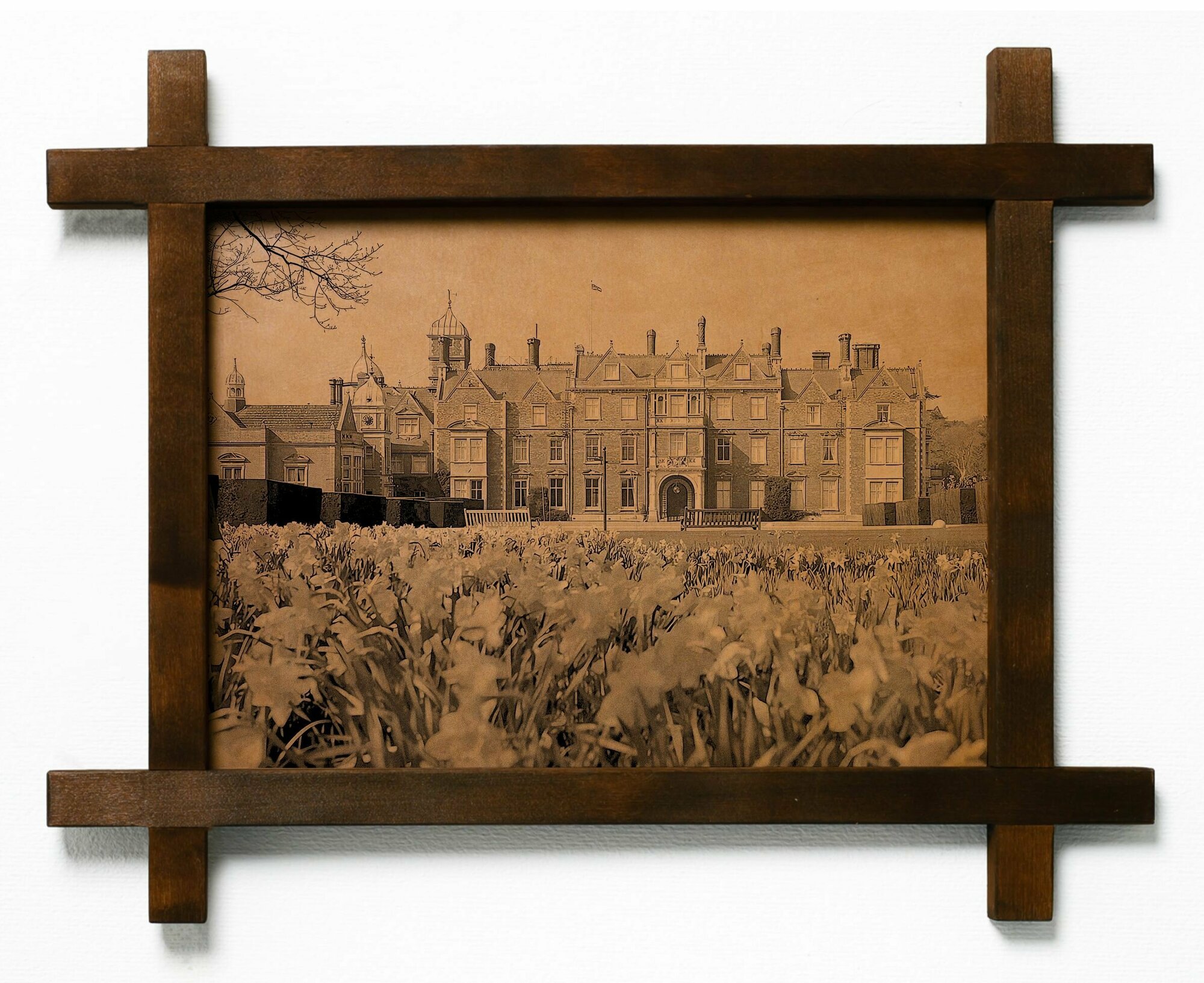 Картина Сандригемский дворец, гравировка на натуральной коже, интерьерная для украшения и декора на стену в деревянной раме, подарок, BoomGift