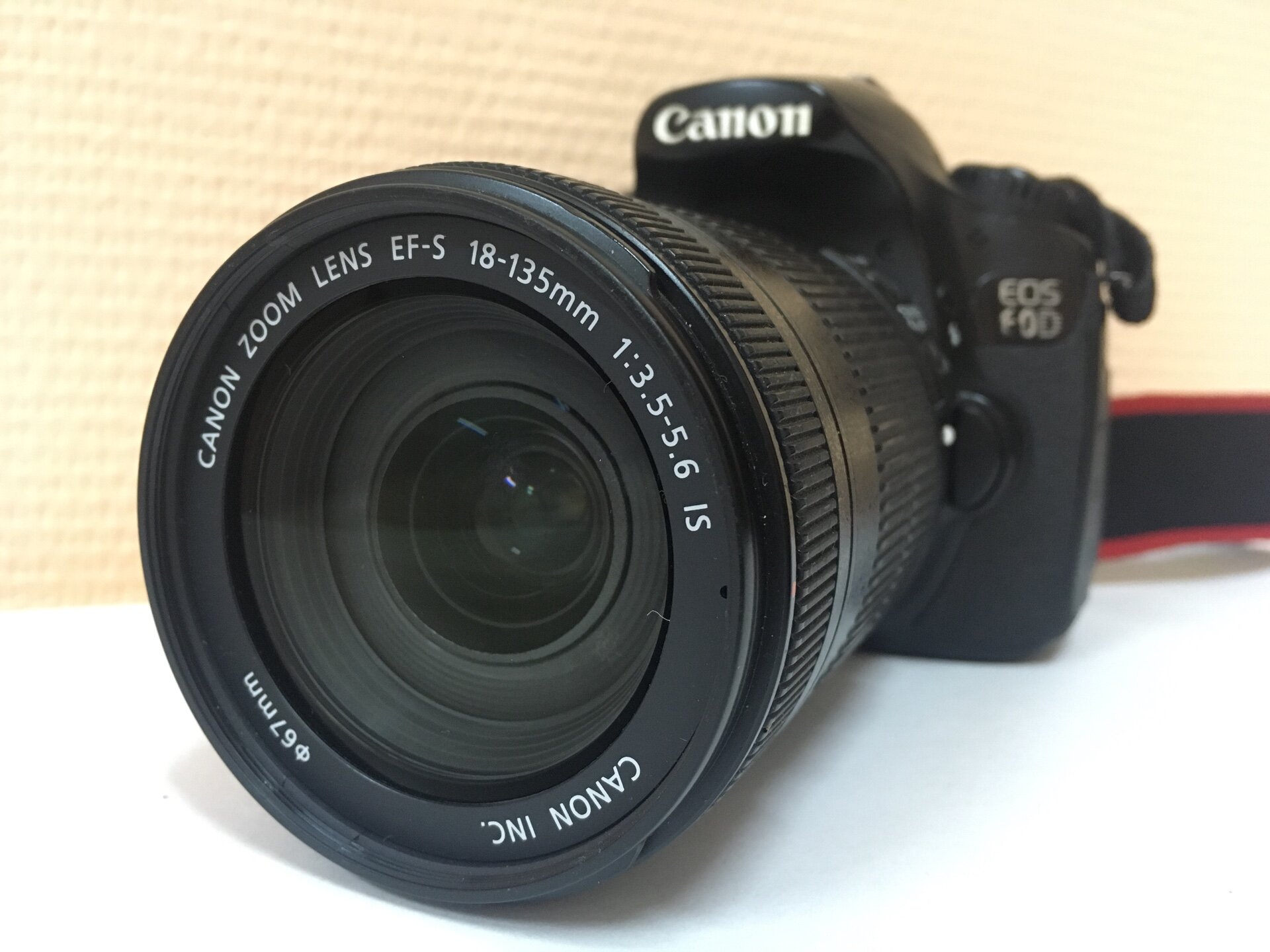 Canon EOS 60D Kit 18-135mm is