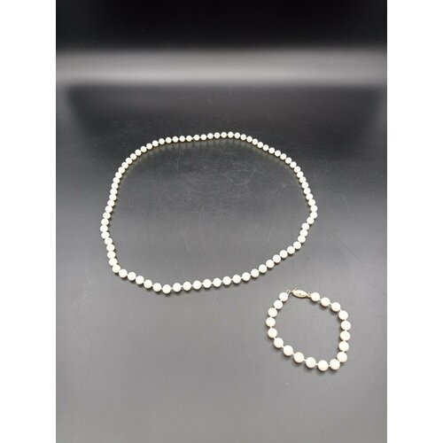 Комплект из бус и браслета, имитация жемчуга, пластик, СССР, 1960-2000 гг.