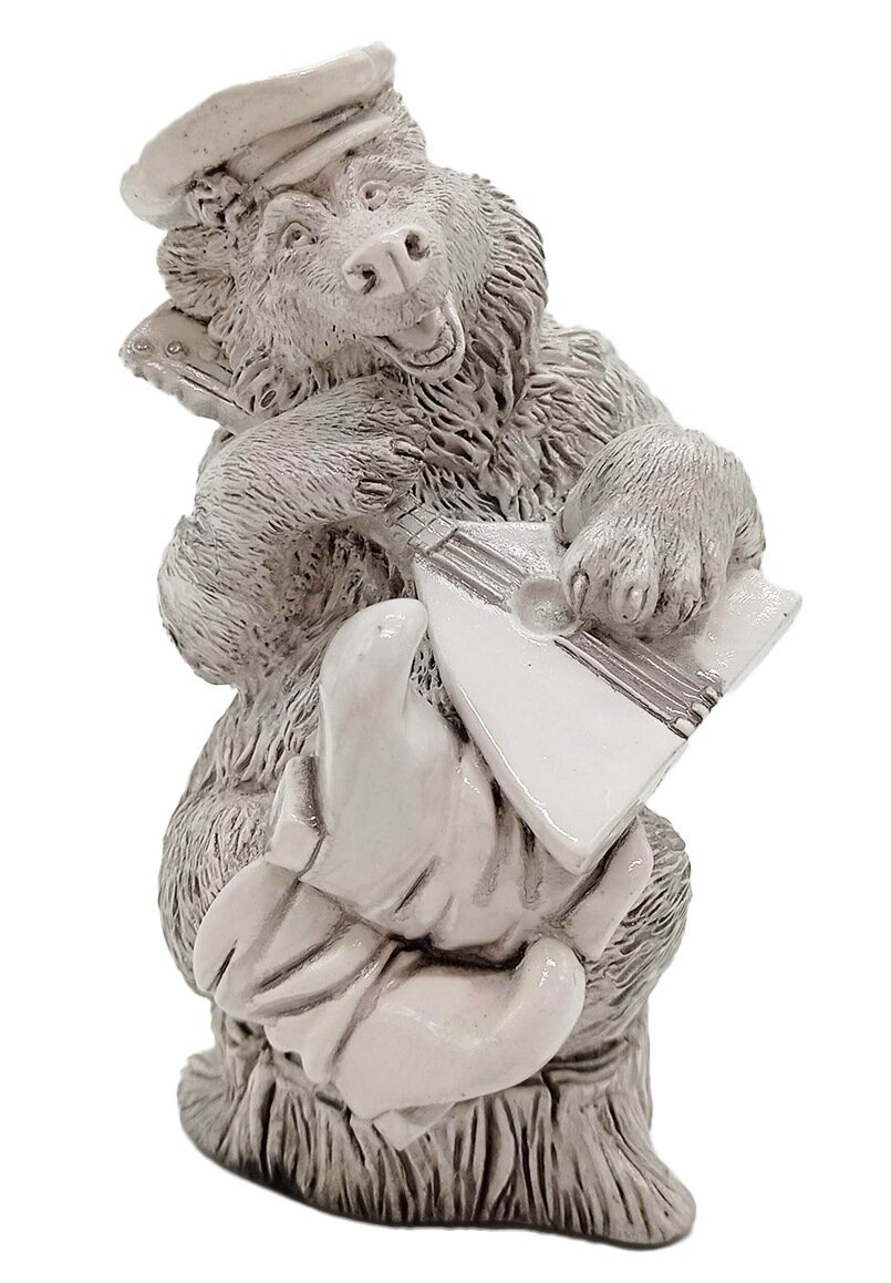 Статуэтка Медведь с балалайкой 12 см гипс, цвет слоновая кость