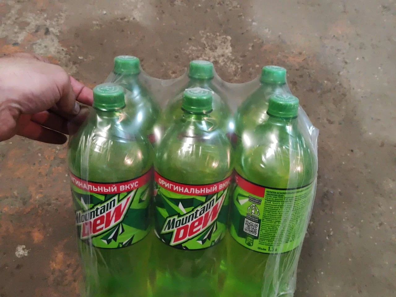 Газированный напиток Mountain Dew 1.5 л. (РФ) - 6 бутылок - фотография № 12