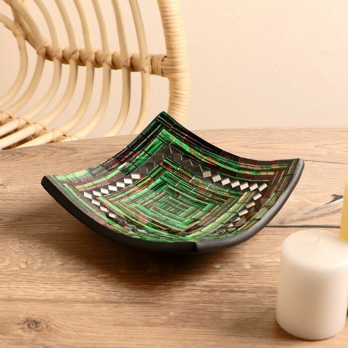 Тарелка декоративная 20х20х5 см керамика