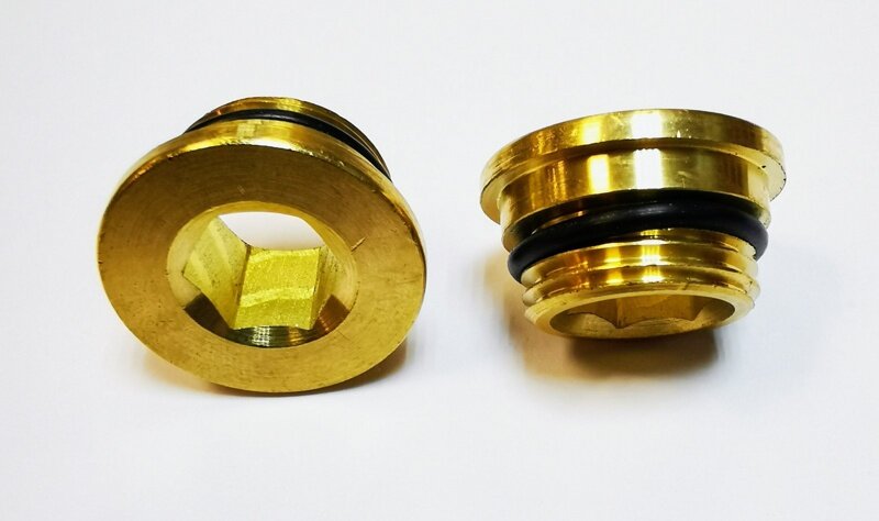 фото Крепление для гайки к корпусу смесителя в ванну (пара) латунь LEDEME L71-1