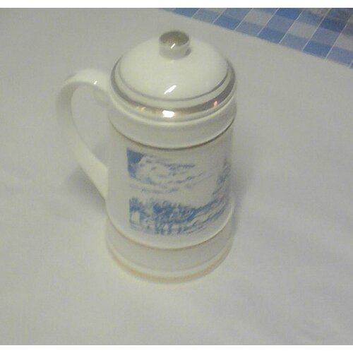 Кружка с крышкой средняя (бел, вид синий, отводка золотом, Коневский монастырь)