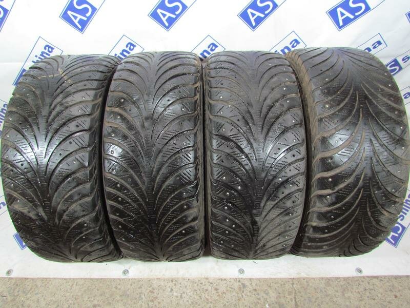 GoodYear Ultra grip Extreme 215 55 16 шины Зимние