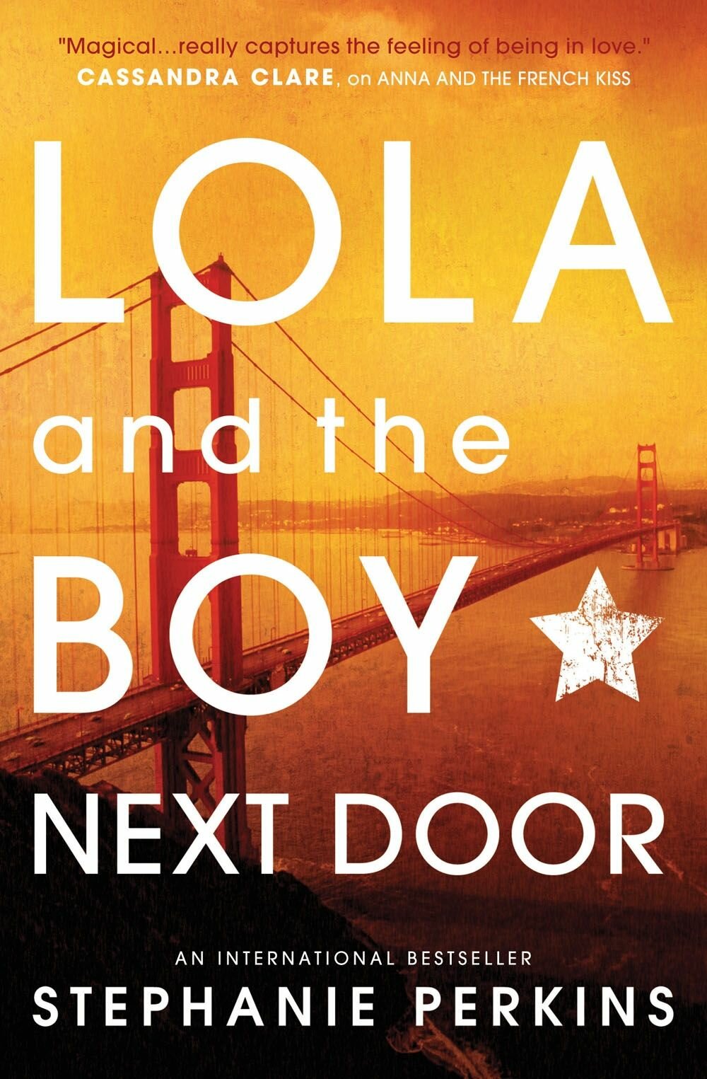 Lola and the Boy Next Door (Perkins Stephanie) - фото №1