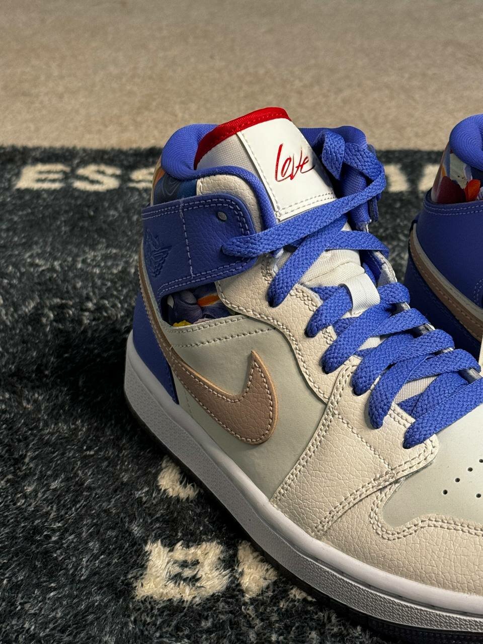 Кроссовки Nike Air Jordan 1 Mid "Valentines Day" (39 EU) Найк джордан высокие — фото 1