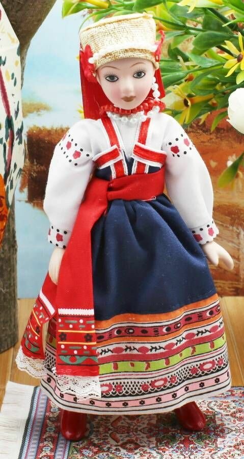Кукла коллекционная в летнем костюме Белгородской губернии