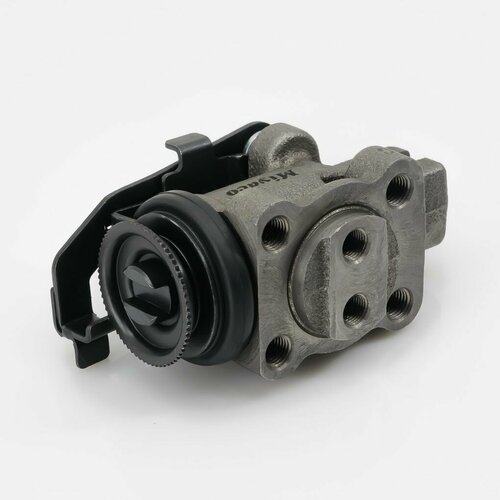 Рабочий тормозной цилиндр передний NISSAN ATLAS 3646 диаметр 37 без прокачки правый MIYACO 4680₽