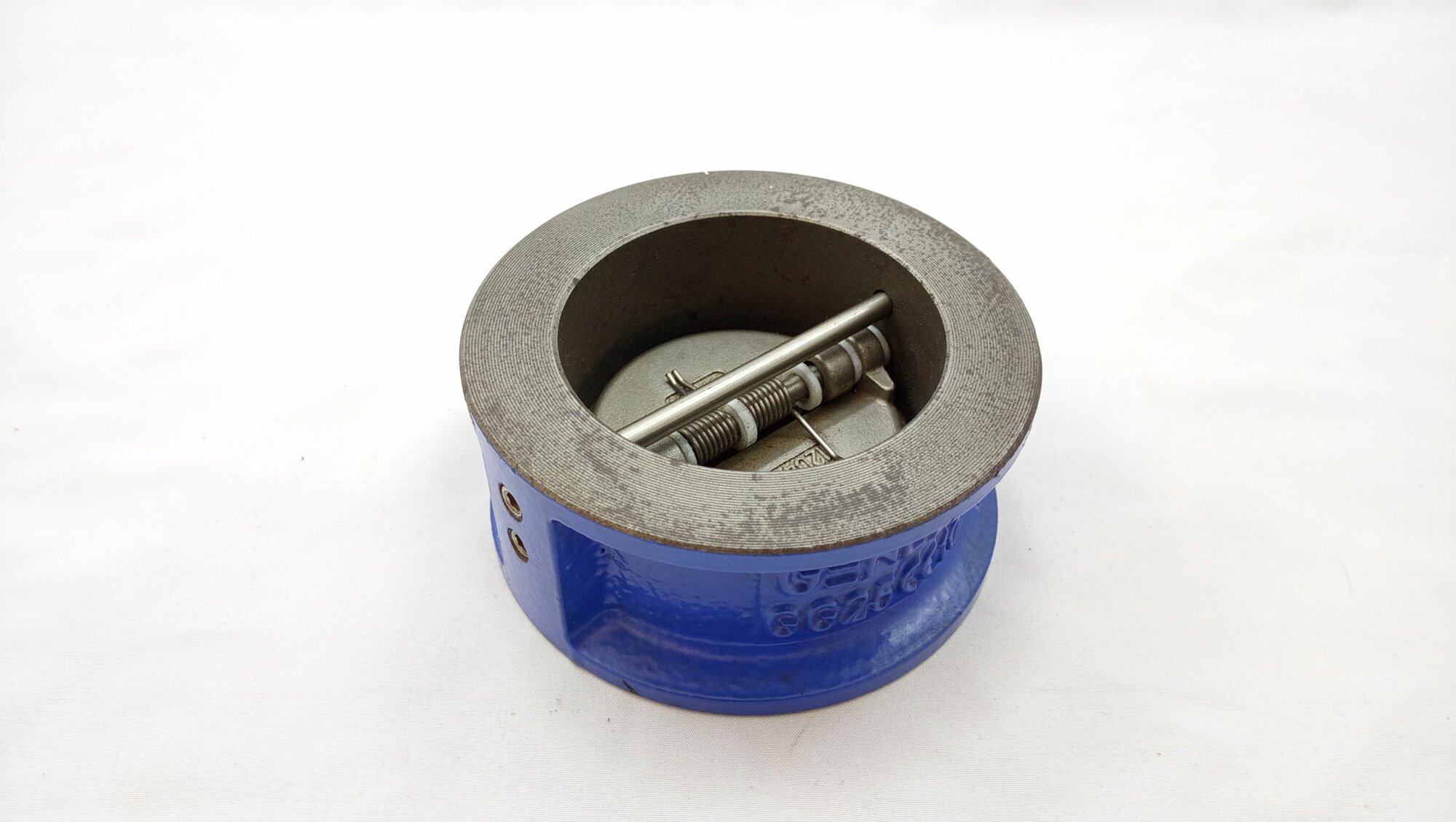 фото Клапан обратный двухстворчатый Genebre Ду65 2401 10 Ру16 межфланцевый чугунный